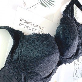 [預購]  大罩杯蕾絲鋼圈胸圍 - 黑色