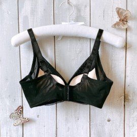 [預購]  深低脊心深V柔紗Push Up胸圍 - 黑色     [配褲須加購]